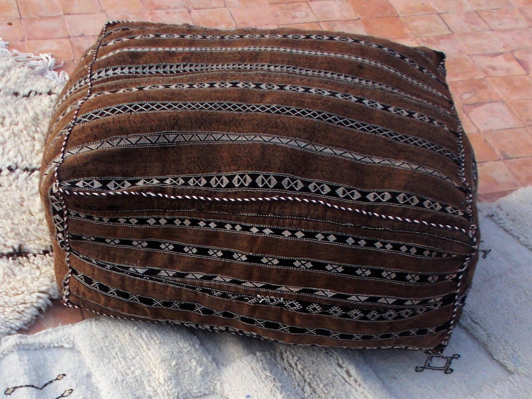 Moroccan vintage Kelime Pouffe