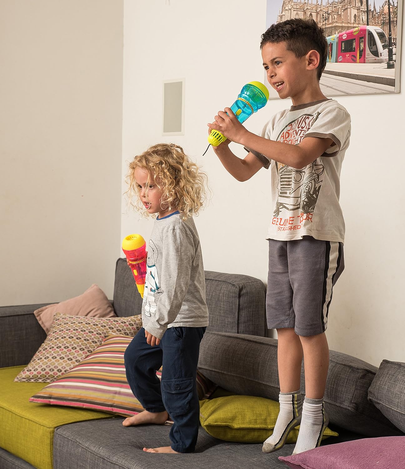 Echo Mic for Kids and Toddlers - Magic Microphone with Multicolored Flashing Light and Fun Rattle - Blue and Yellow Speech Therapy Feedback Toy - Retro Gift For Boys and Girls Who Love Singing, Music: Toys & Games