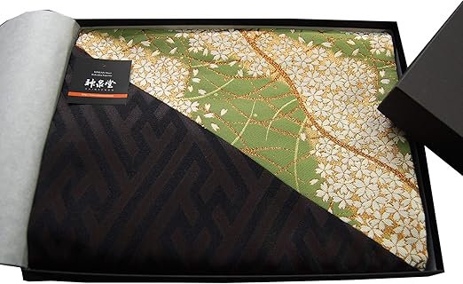 Amazon 和風 着物テーブルランナー 帯 箱入り 包装済 人気 海外向けギフトにも 1 30cm 萌黄 もえぎ テーブルランナー オンライン通販