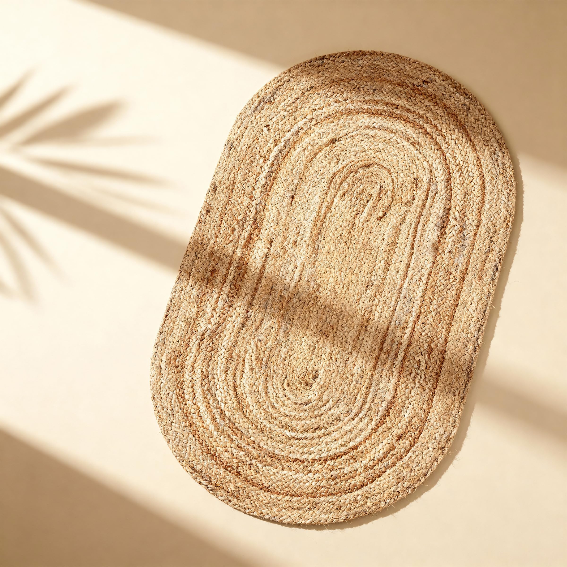 Craft Trade Natural Jute Area Rug Boho Braided Hand Woven Vintage Sisal Rug Reversible Home Decor Farmhouse Carpet Rag Rug for Kitchen Living Room and Bedroom - Oval 60x90 cm