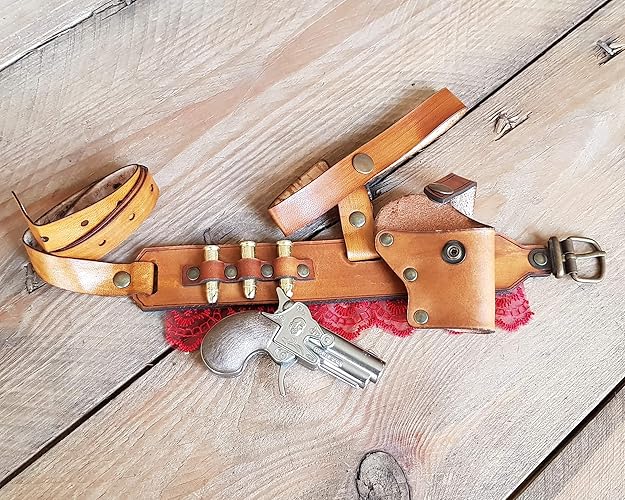 Steampunk Derringer Garter Holster With Derringer pistol