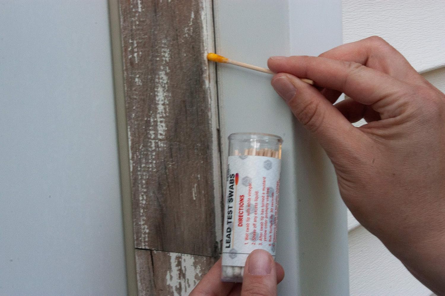 SCITUS know, understand Lead Test Kit with 30 Testing Swabs Rapid Test Results in 30 Seconds Just Dip in White Vinegar to Use Lead Testing Kits for Home Use, Suitable for All Painted Surfaces - Image 3