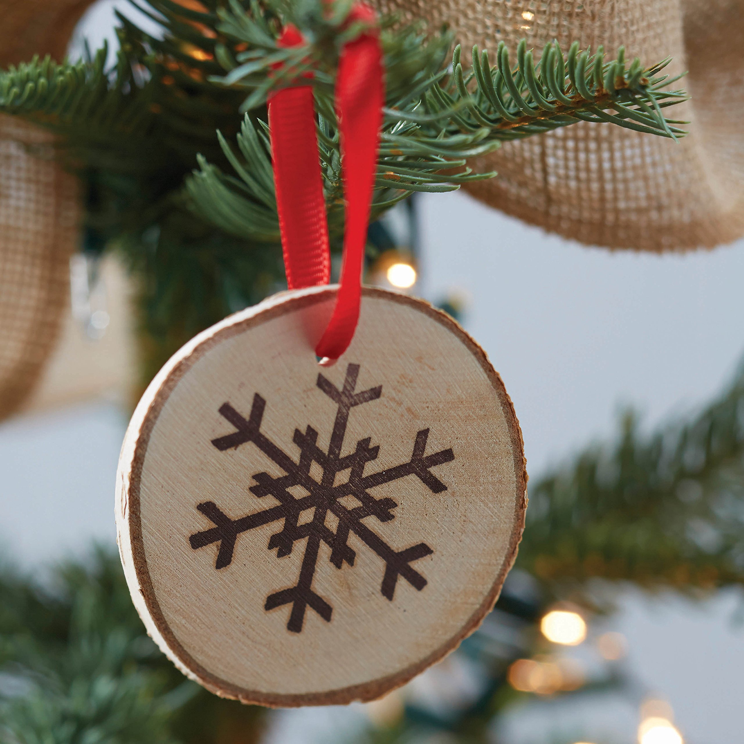 Ginger Ray Wooden Round Snowflake Hanging Rustic Tree Decorations/Tags - Vintage Noel
