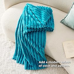 Bedsure GentleSoft Teal Fleece Blanket for Couch