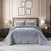 AJOCCI Velvet Super King Size Quilt, Extra-Large Comforter Set Light Blue Bedding Set (130”*118”) with 2 Pillow Shams, Luxuri