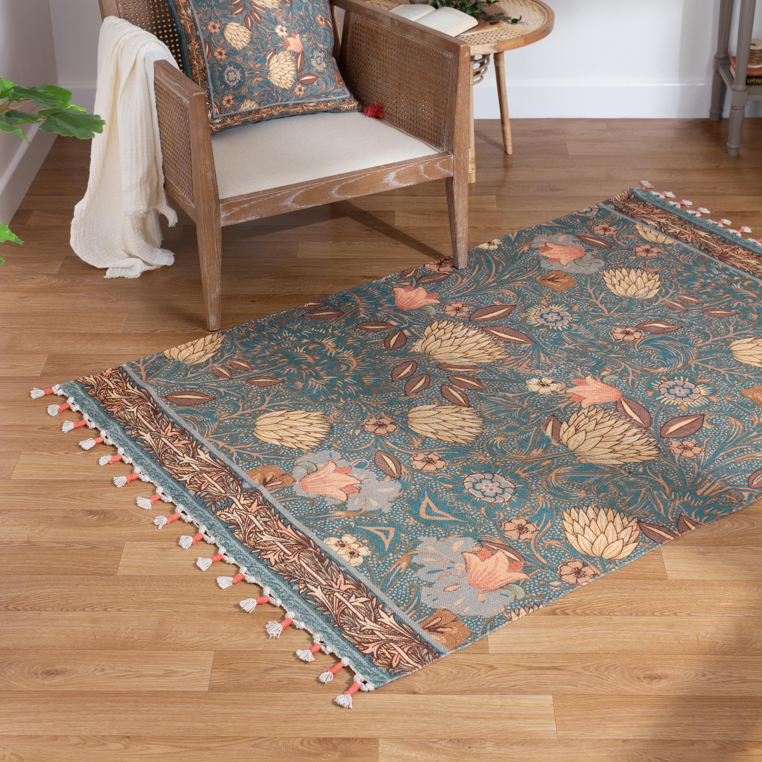 furn. Wylder Nature Bolais Floral Tasselled Indoor Rug