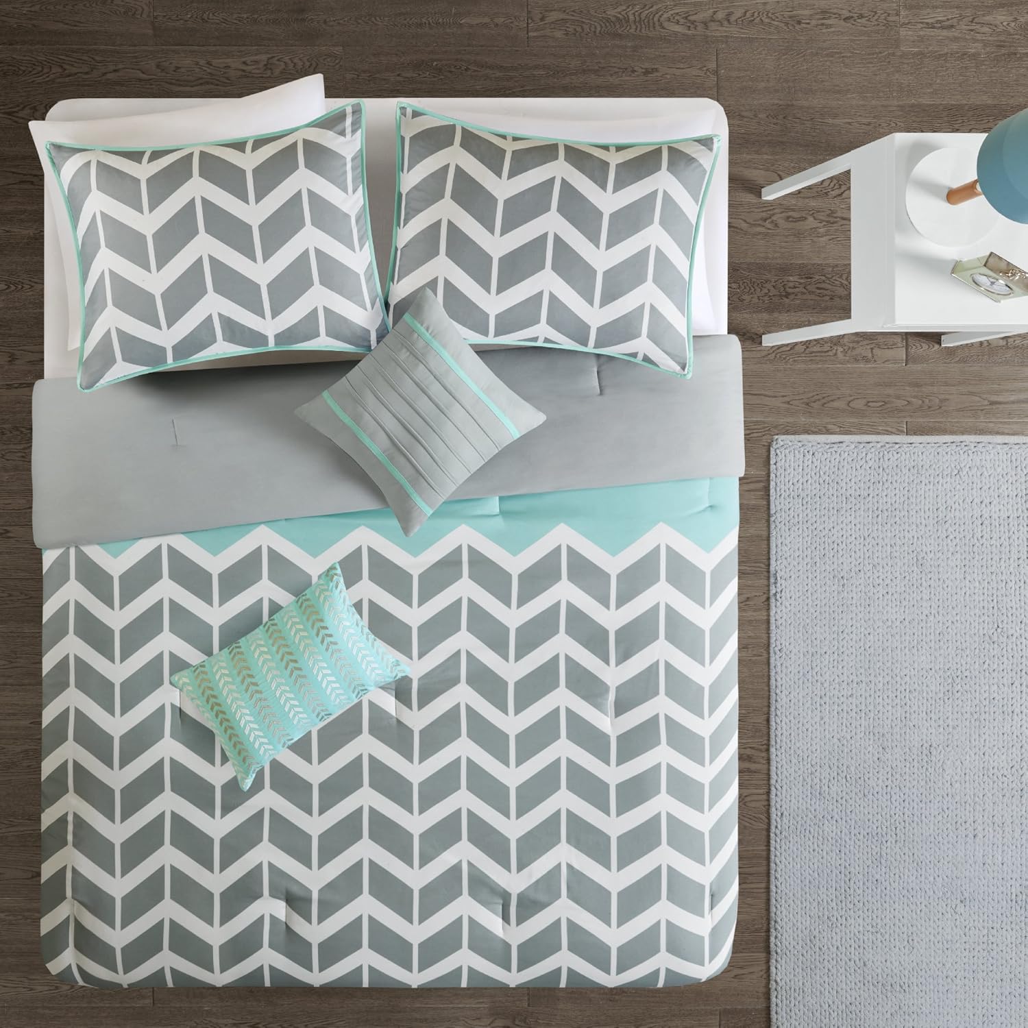 Intelligent Design Nadia Comforter Set, Twin/Twin XL, Teal: Home & Kitchen
