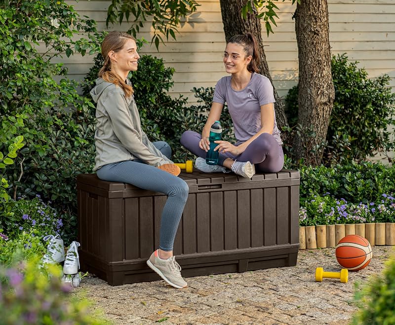 Gartentruhe KENTWOOD 350L Braun – Wetterfeste Gartenbox in Holzoptik mit Sitzfunktion – UV-beständige Aufbewahrungsbox, abschließbar, für Innen- & Außenbereich