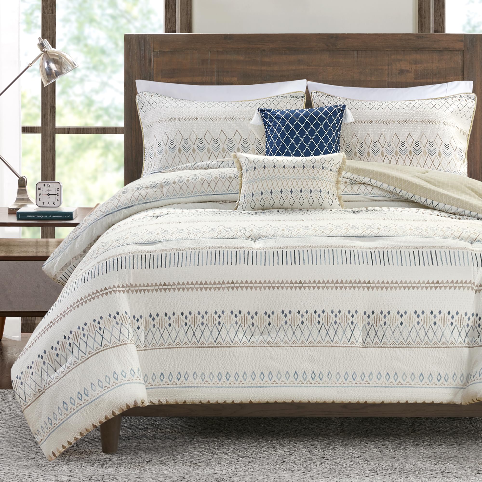 Photo 1 of **********USED-DIRTY********************
Madison Park Boho Comforter Set King Size,Seersucker Southwestern Farmhouse King Size Comforters, Diamond Printed Reverse