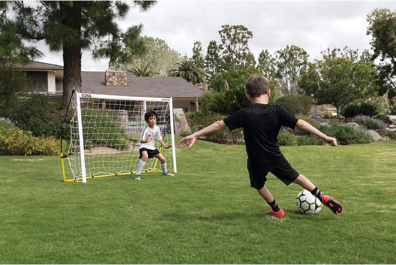 SKLZ Quickster Soccer Goal Portable Soccer Goal and Net, 6 x 4 Feet : Sports & Outdoors