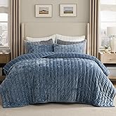 Bedsure Velvet Quilt King Size Set - 108"x96" Lightweight Velvet Comforter King, Oversized Luxury Bedspread Coverlet, Ultra-Soft Bedding Set with 2 Pillow Shams for All Season, Blue