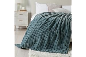 Springtree Home | Micro Plush Throw Blanket | Beech Collection - Deep Ocean