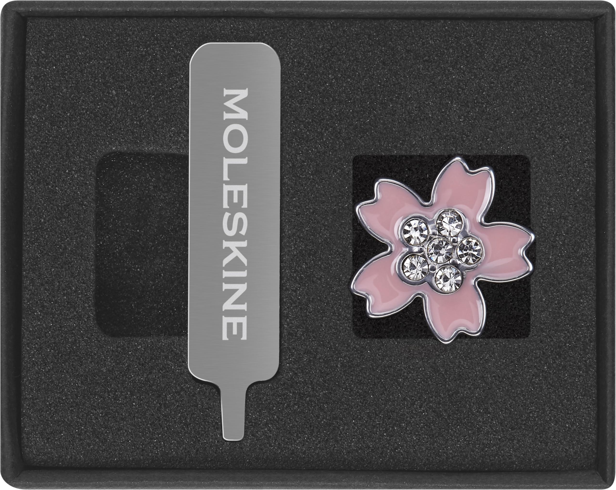 Moleskine Sakura Pin, Decorative Silver Pin for Customized Notebook and Planner, Zinc Alloy Flower Charm, Format 28 mm