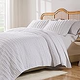 Greenland Home - GL-1109BK Ruffled Quilt Set, King, White