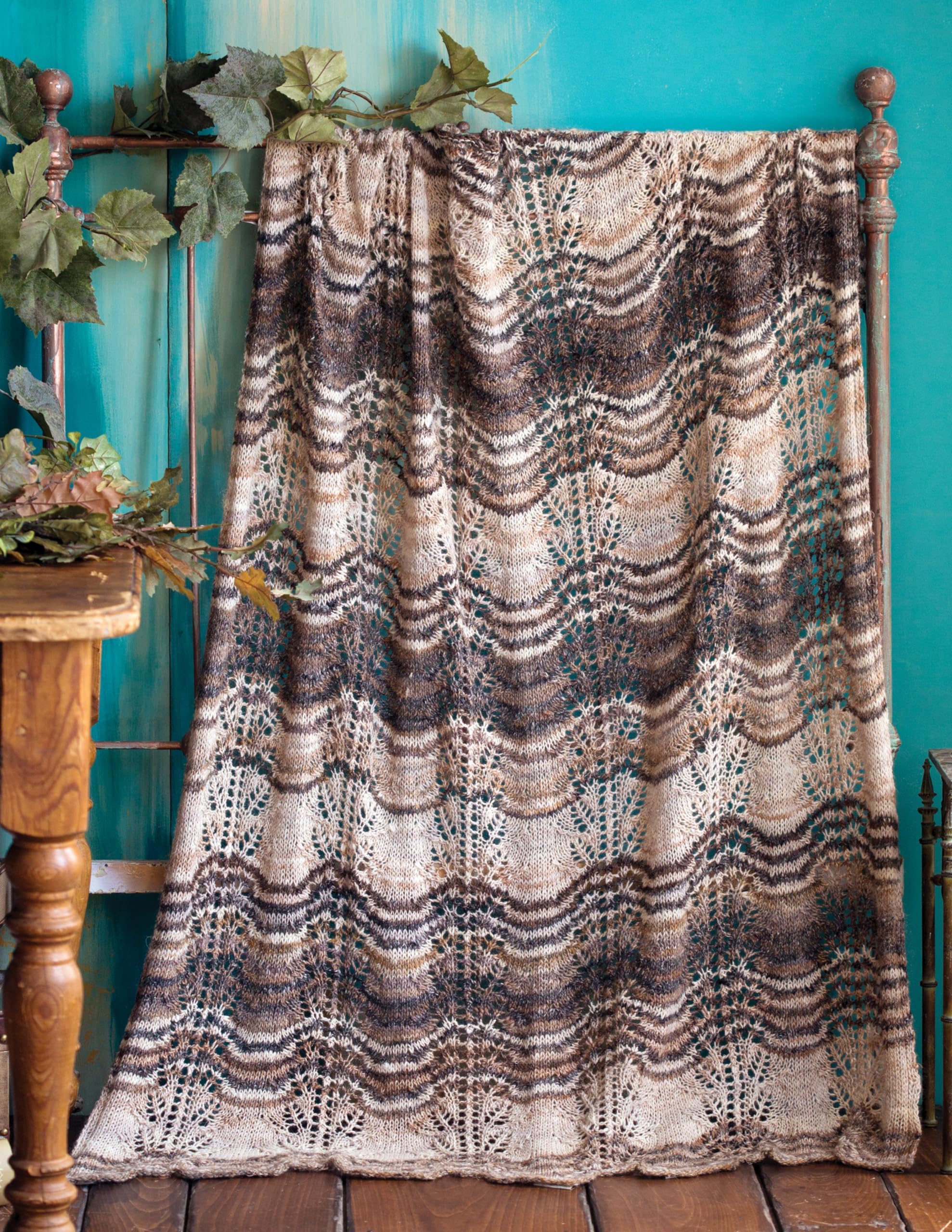 Noro Magazine #23, Fall-Winter 2023-24, 30 Designs