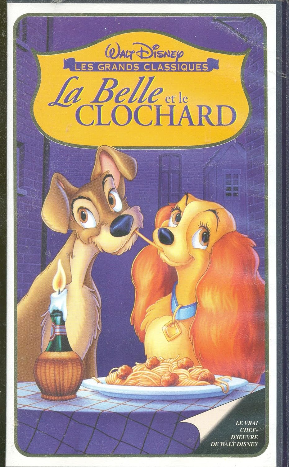 Livre Disney La Belle Et Le Clochard LA BELLE ET LE CLOCHARD collection "LES GRANDS CLASSIQUES" Walt Disney
