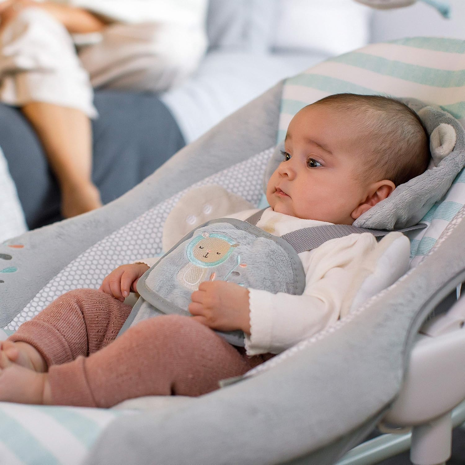 ingenuity inlighten cradling swing landry lion