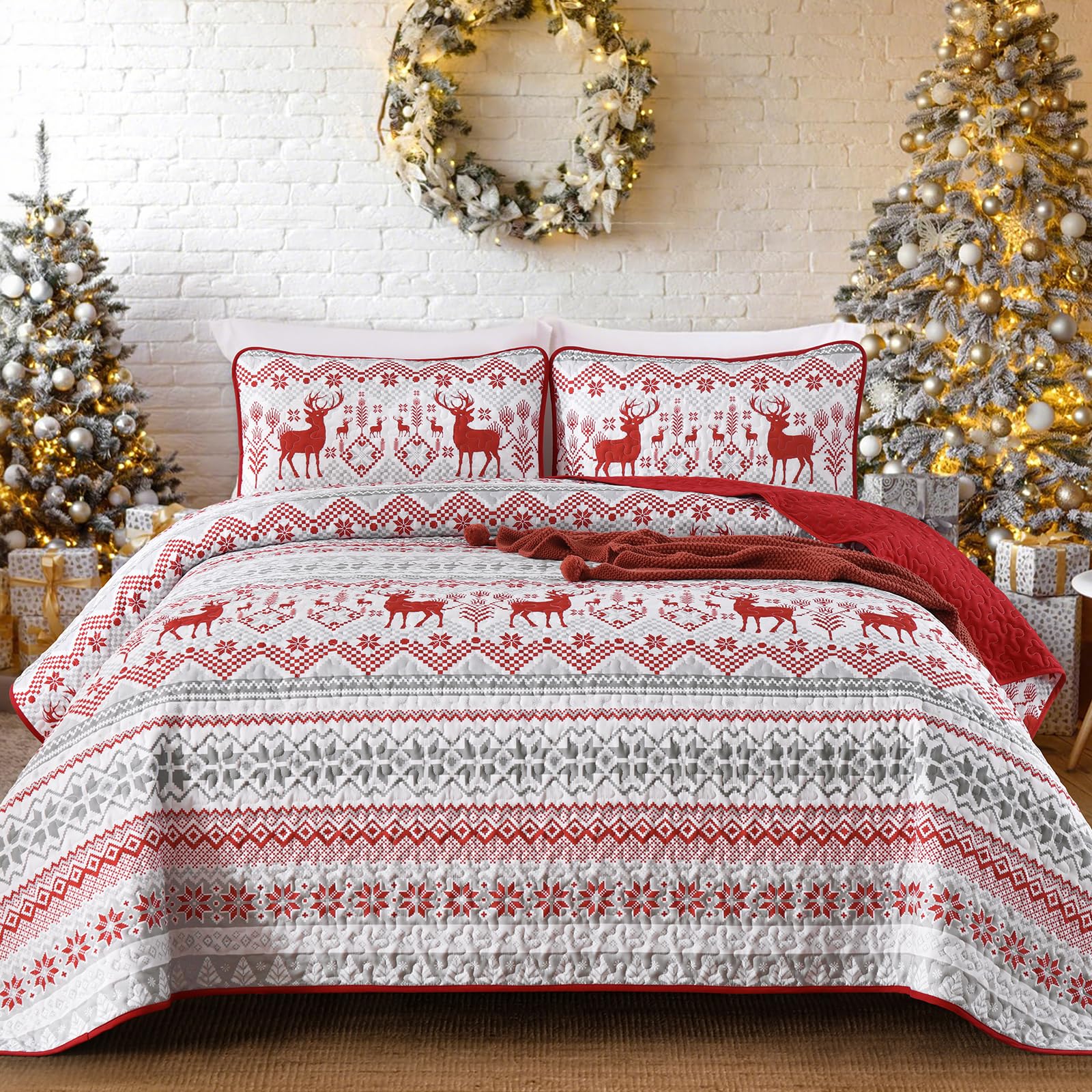 Photo 1 of Menghomeus Christmas Quilt Set King Reversible Bedspread Coverlet Red Stripe Quilt Set Xmas Elk Holiday Bedding Set, 3 Pieces 1 Quilt 2 Pillow Shams