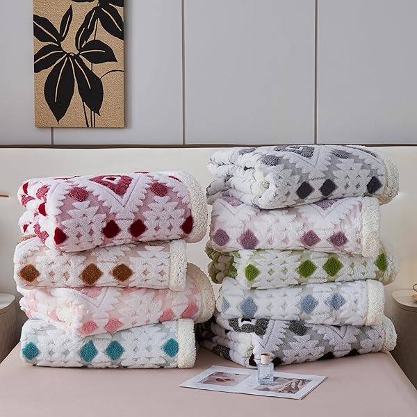 UKELER BOHO SHERPA FLEECE BLANKETS 80” × 90”, ULTRA SOFT AZTEC QUEEN BLANKET FOR ALL SEASON, COZY, PLUSH, BOHEMIAN THROW BLANKETS FOR BED/COUCH/SOFA/OFFICE/CAMPING, DARK COFFEE
