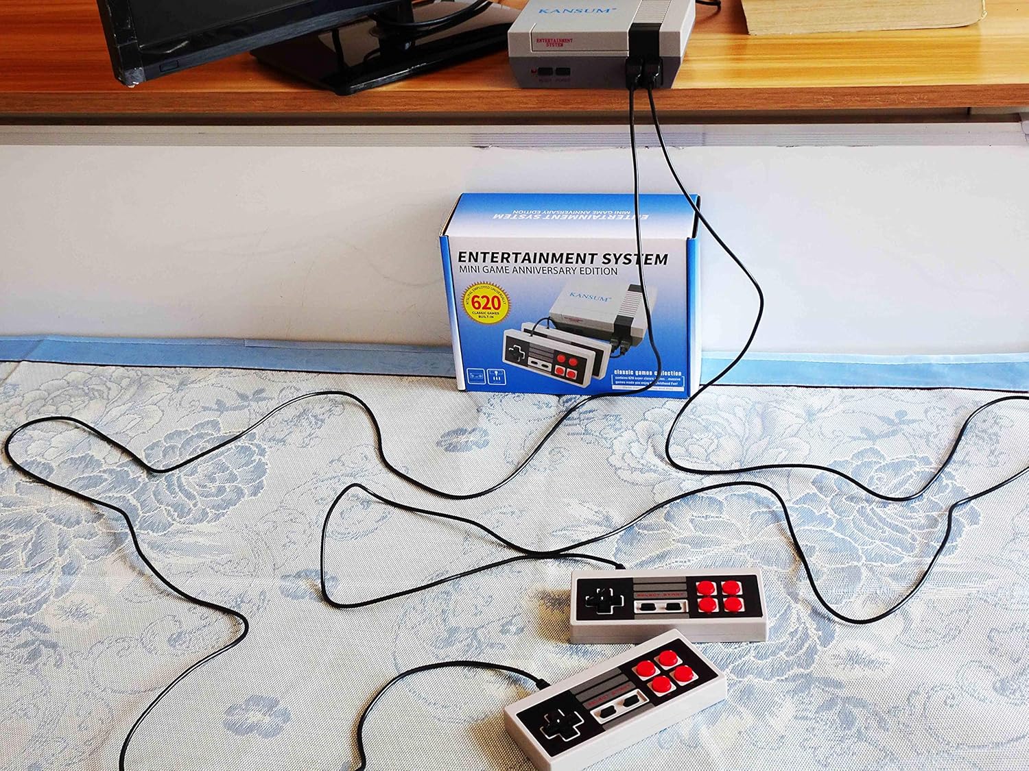 Classic Retro Family Game Console - with 620 Games ，Consoles Video Games, Built in 600 Video Games Consoles, (AV Out Cable), Children Gift，Bring You Happy Childhood Memories: Video Games
