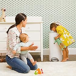 Munchkin® STEP™ Diaper Pail Powered by Arm
