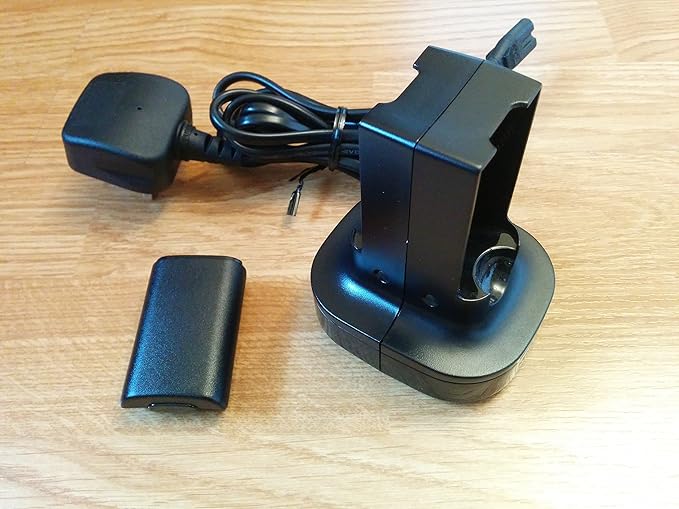 Official Xbox 360 Quick Charge Kit Black (Xbox 360) Amazon.co.uk PC