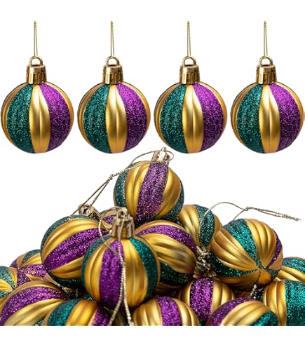 Adornos Navideños Grandes De Bolas Brillantes Verdes De 3, 4 O 6 Pulgadas De Raz | Raz Imports | Raz Christmas | Adorno Navideño | Adorno Navideño único