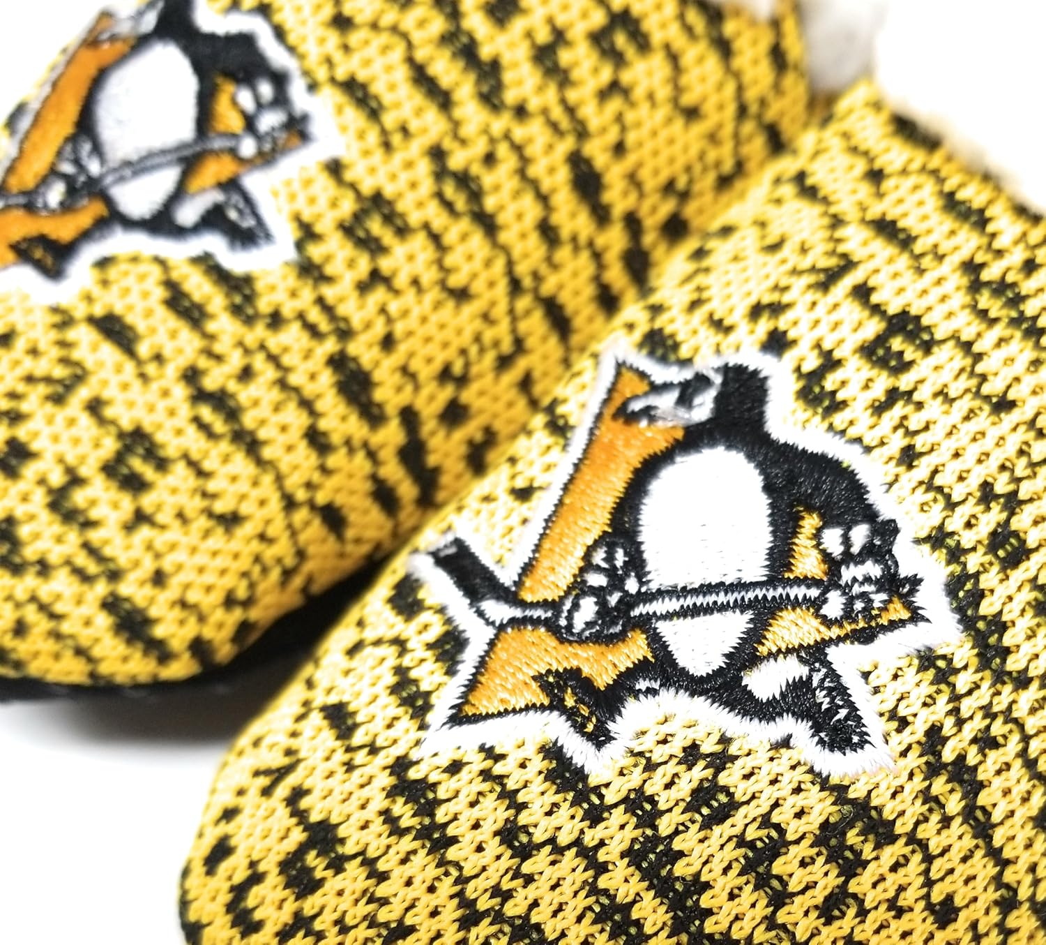 Forever Collectibles FOCO NHL Infant Knit Baby Bootie Shoe: Clothing