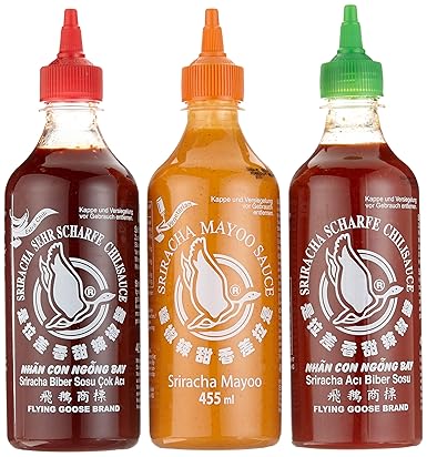 Flying Goose Sriracha Scharfe Chilisaucen Mischkarton In 3 Geschmacksrichtungen Wurzsauce Aus Thailand 12er Pack A 455 Ml 5 X Scharf 4 X Sehr Scharf 3x Mayoo Amazon De Lebensmittel Getranke