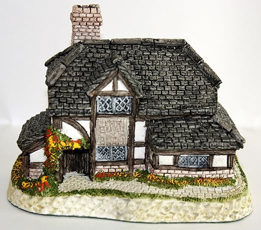 Amazon Com David Winter Cottages The Bull And Bush December Home