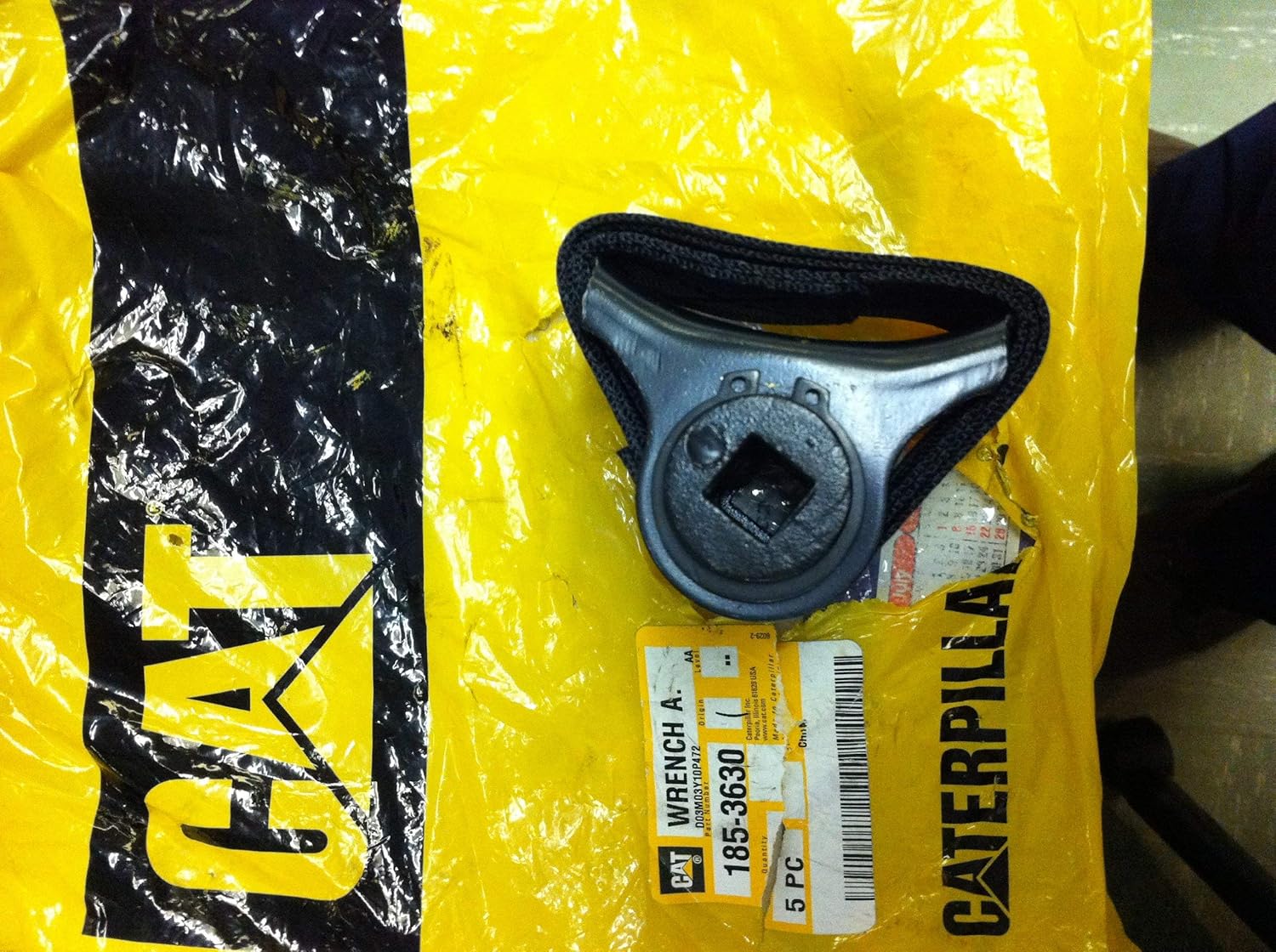 Amazon Caterpillar ストラップレンチ1853630をフィルタリング 船舶用エンジンパーツ 車＆バイク