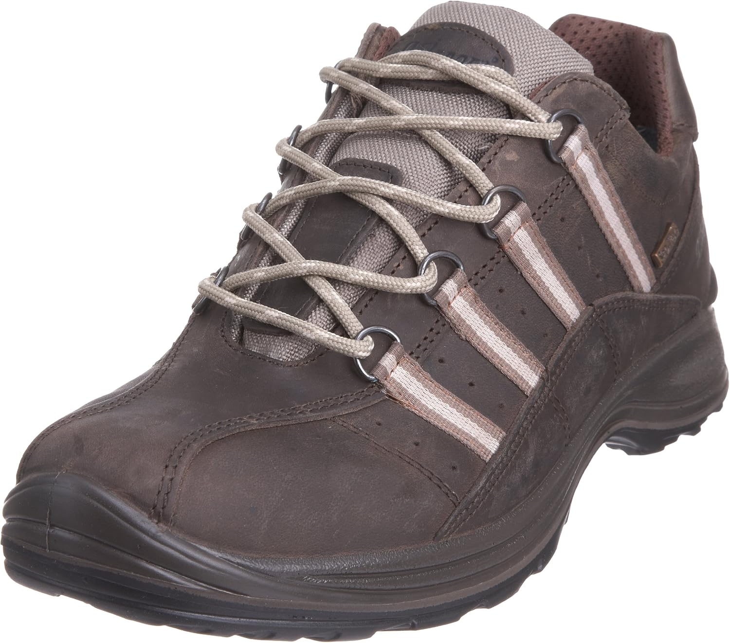 amazon trekking shoes