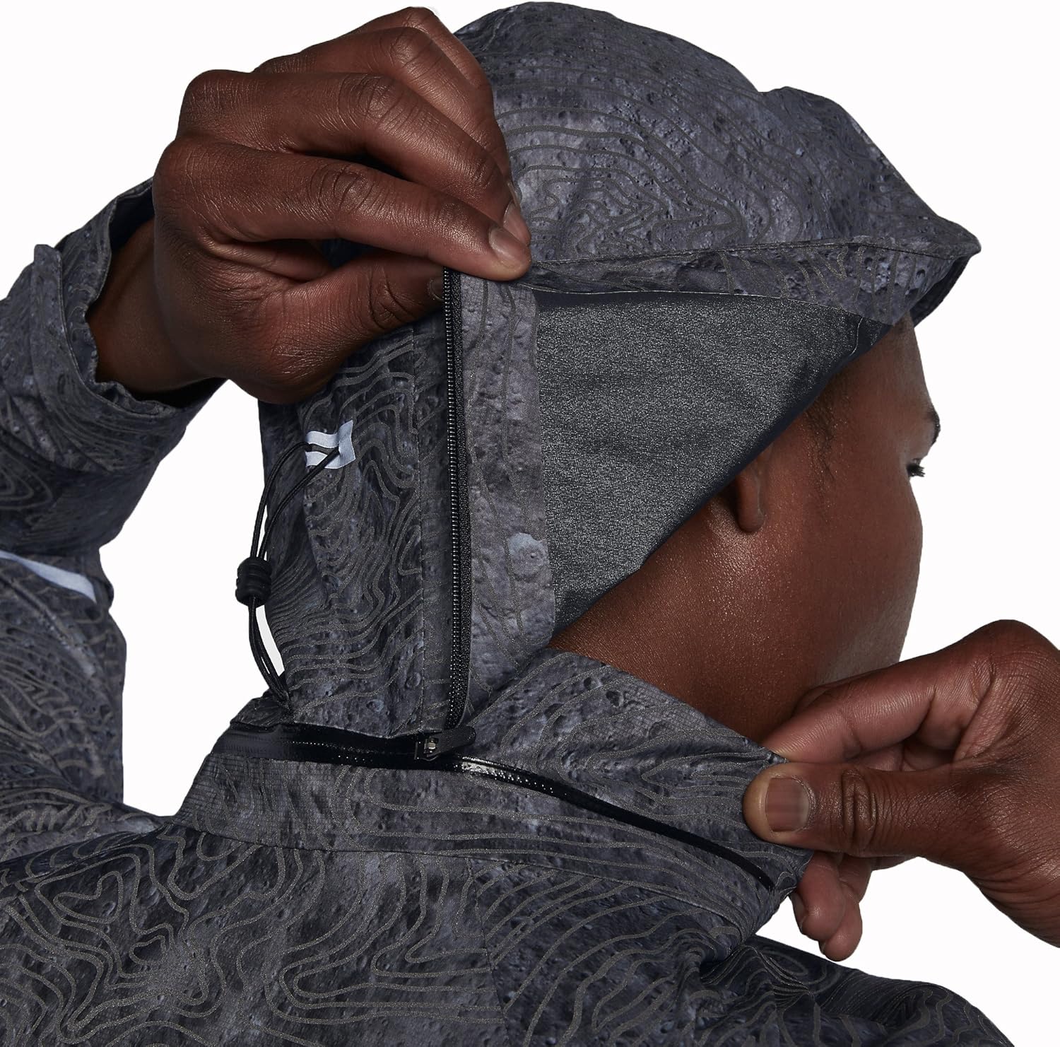 nike aeroshield zonal hooded