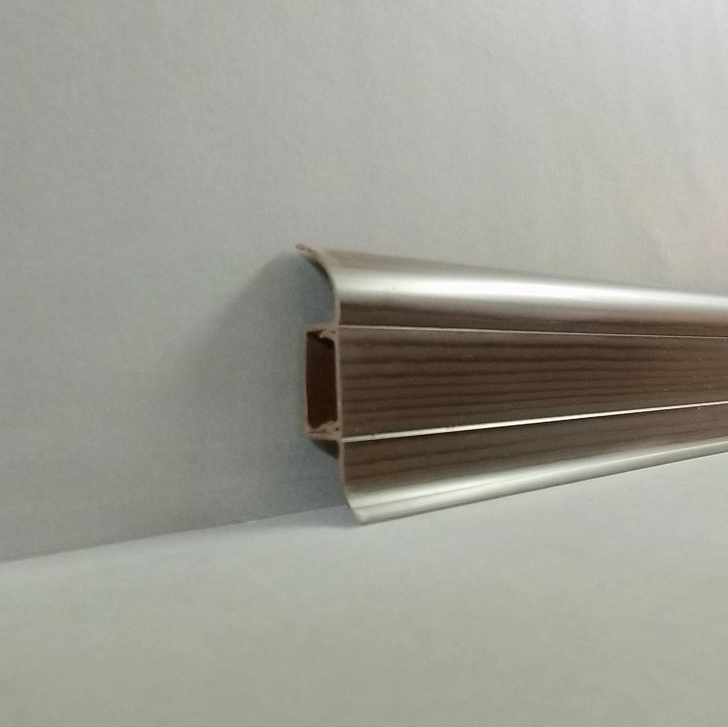 Skirting Board "Gerosa" PVC / plastic with cable duct in wenge Amazon
