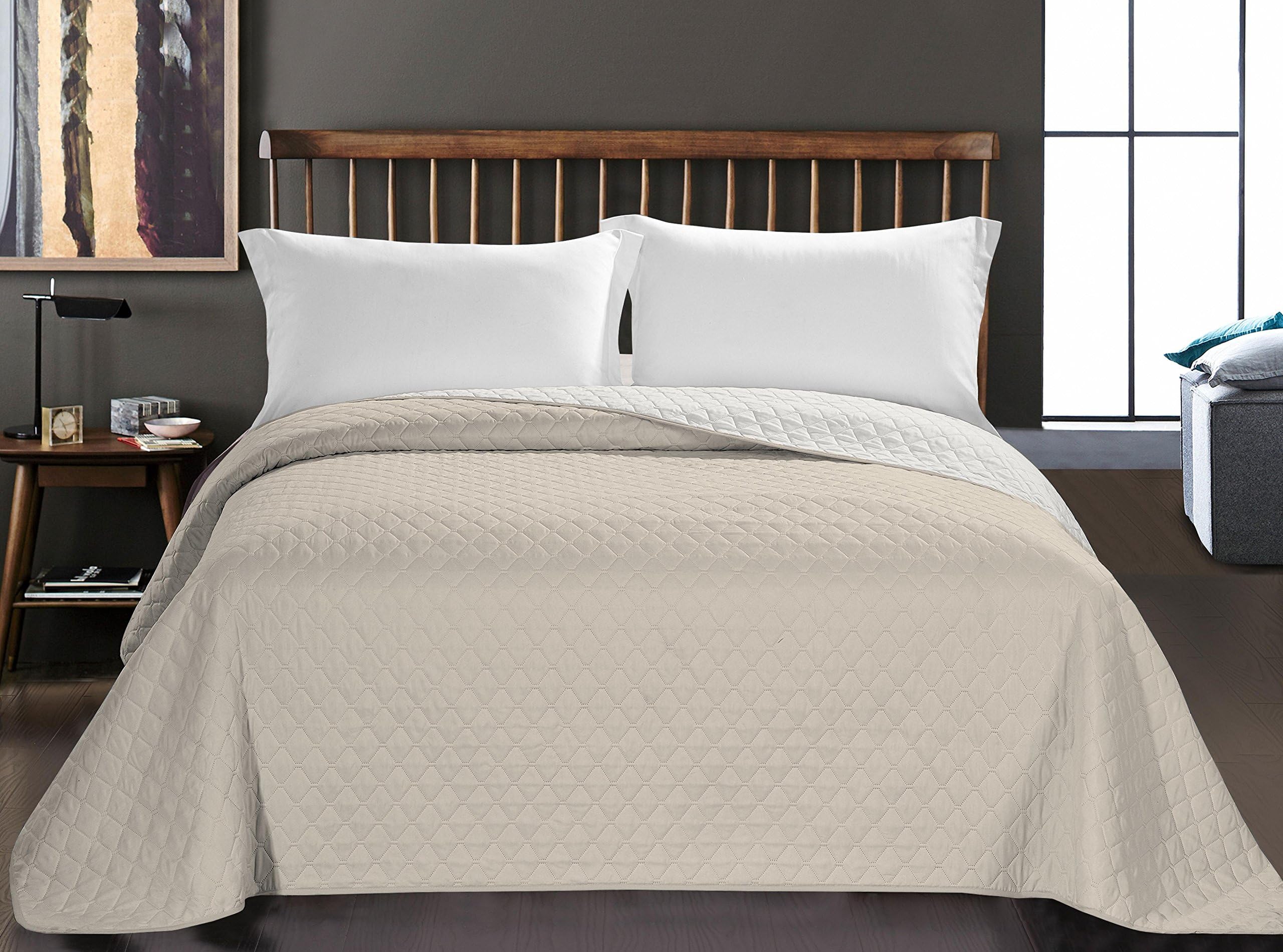 DecoKing Bedspread Slipcover Cover Reversible 200 x 220 cm Beige White Quilted Ultrasonic Lightweight Microfibre Axel