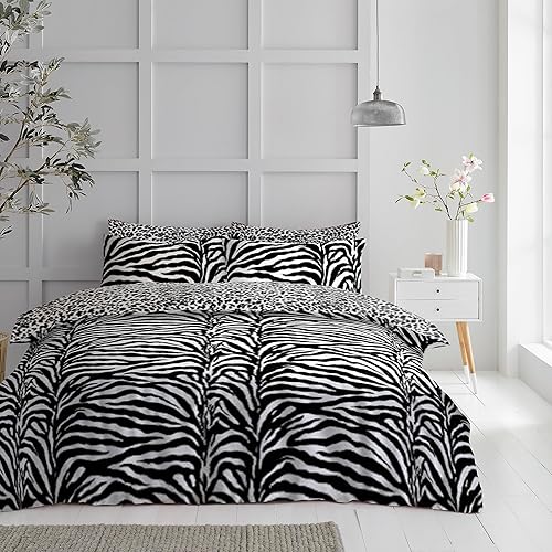 GC GAVENO CAVAILIA Easy Care Reversible Bedding Set, Zebra Skin Double Duvet Set, Animal Quilt Covers With Pillowcase, White/Black