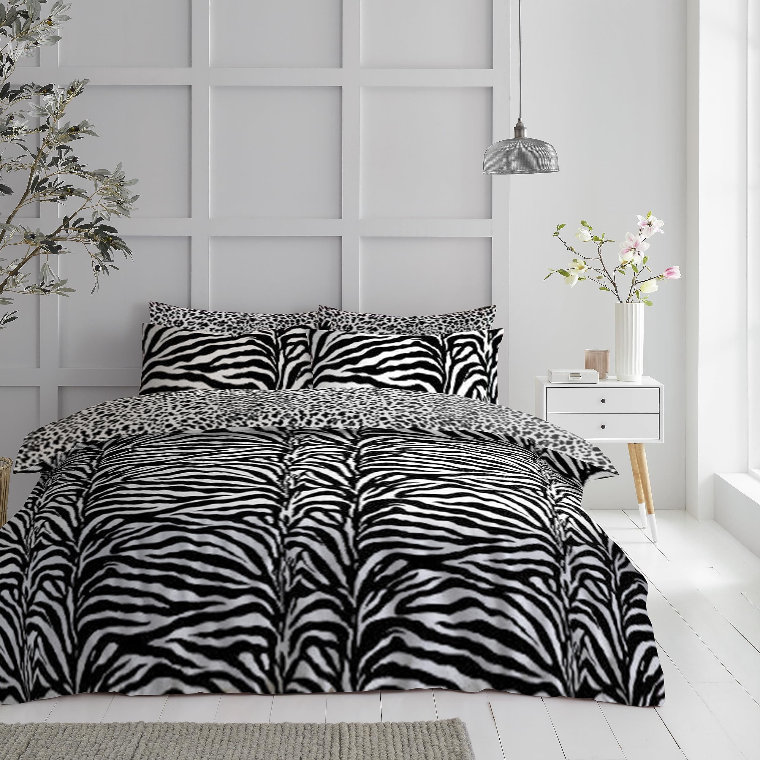 GC GAVENO CAVAILIA Reversible Duvet Cover, Polycotton, White/Black, King