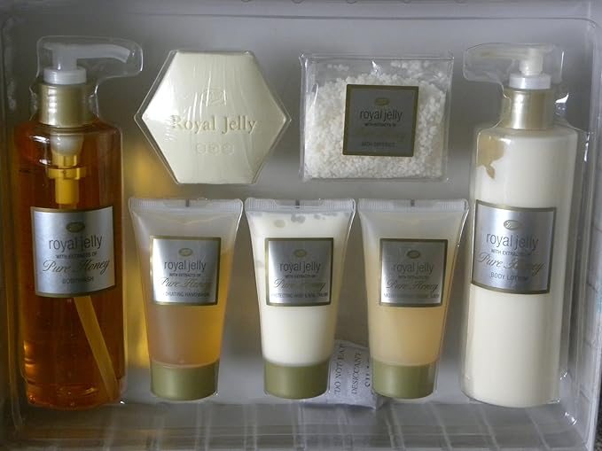 Boots Royal Jelly 7 Piece Gift Set Body Wash, Body Lotion, Moisturising