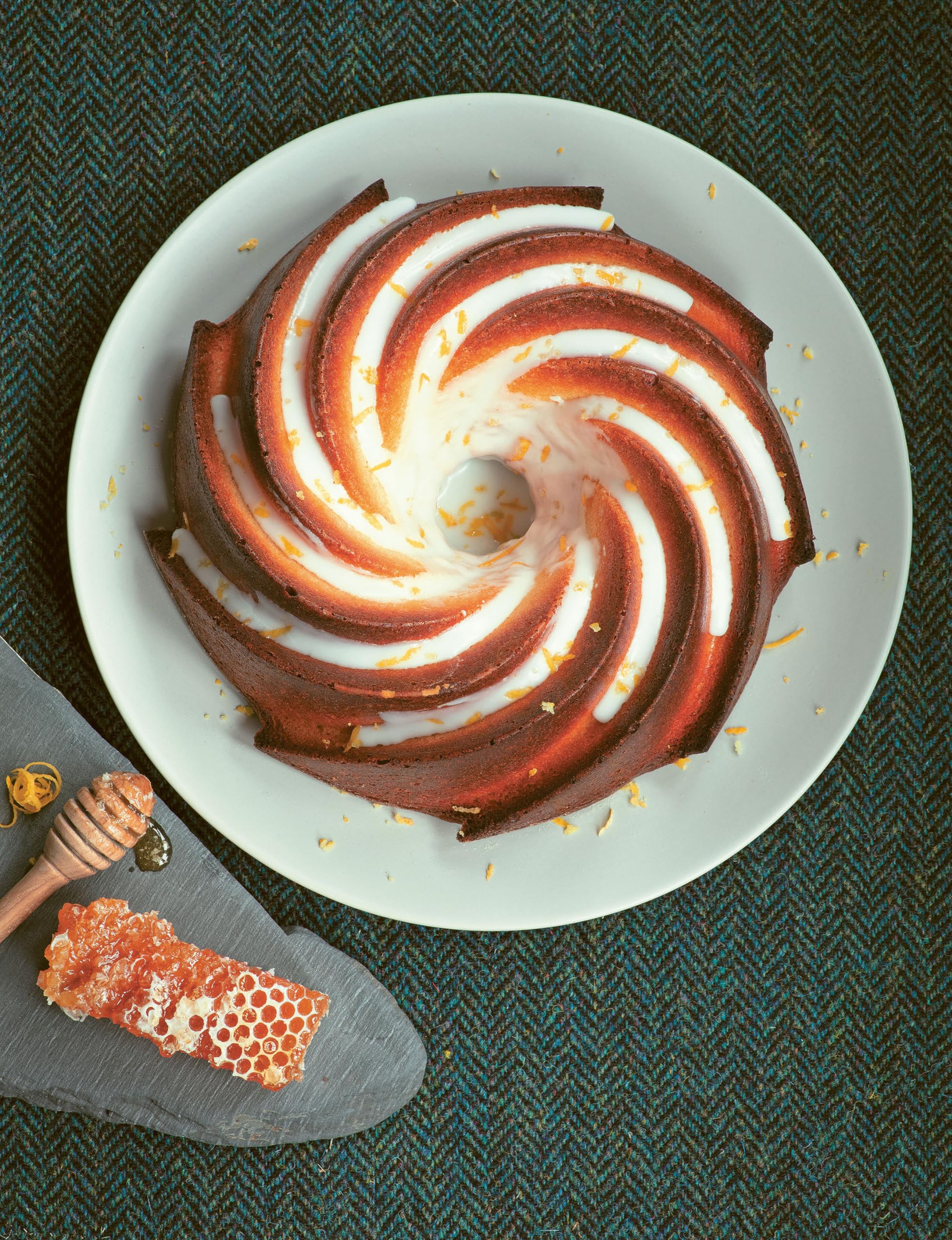 The Hebridean Baker: My Scottish Island Kitchen: Baking Traditions from Scotland's Outer Isles