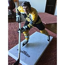 フィル・エスポジト ボストン・ブルーインズ フィギュア フィル・エスポジト ボストン・ブルーインズ フィギュア