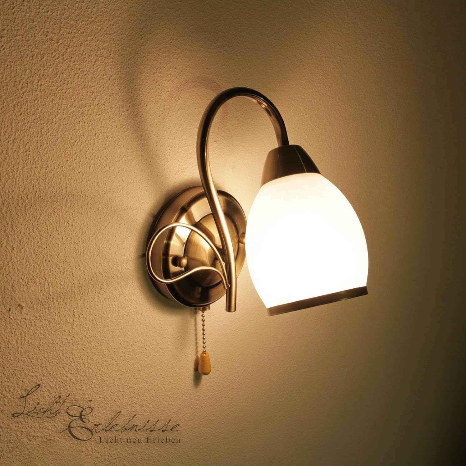 Jugendstil Wandleuchte mit Zugschalter in Bronze Wandlampe für