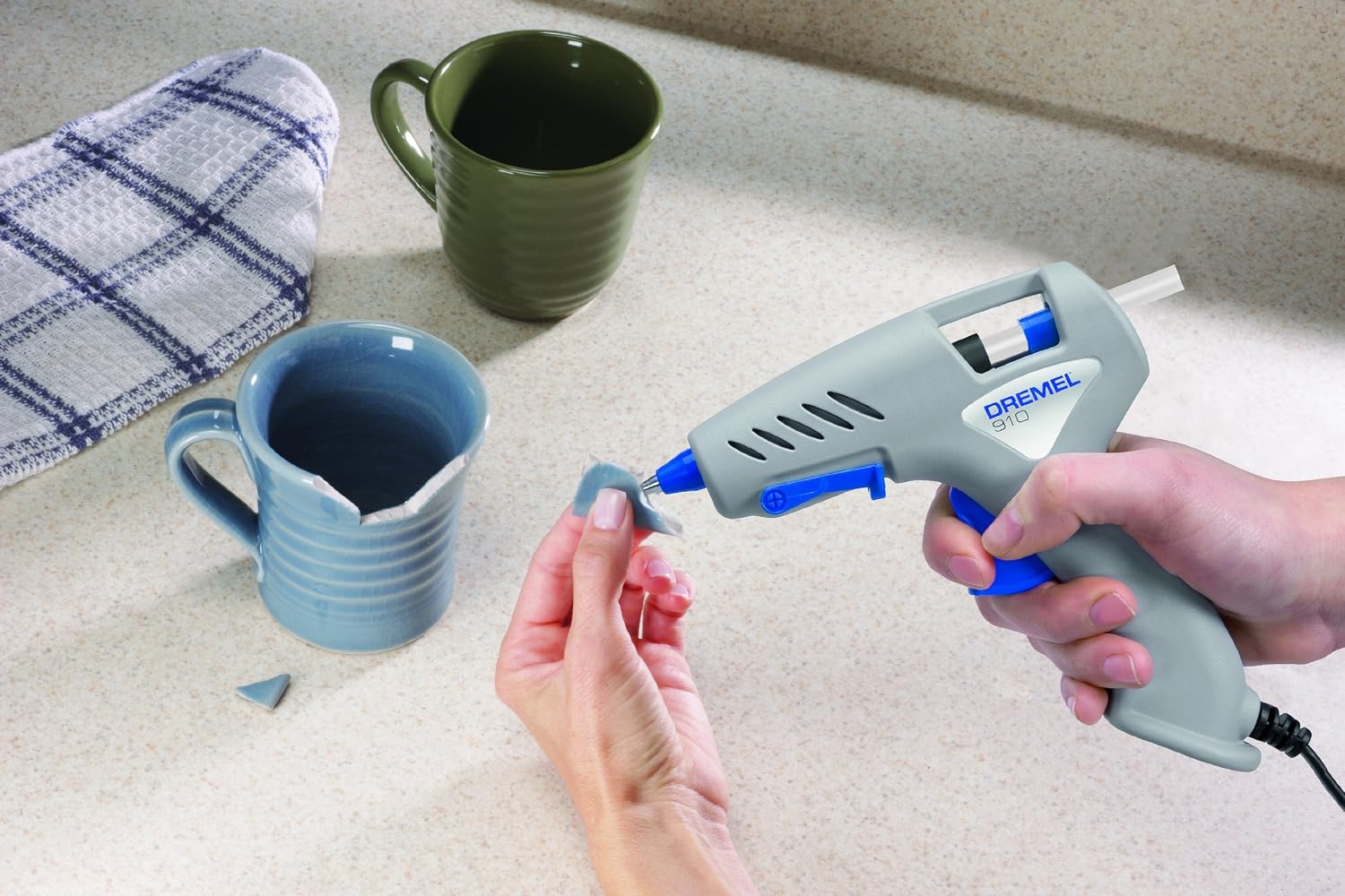 Dremel 910 Hot Glue Gun 165°C - Glue Gun with Precision Non-Drip Tip and 3 Multi-Purpose Glue Sticks (7 mm) - Image 5
