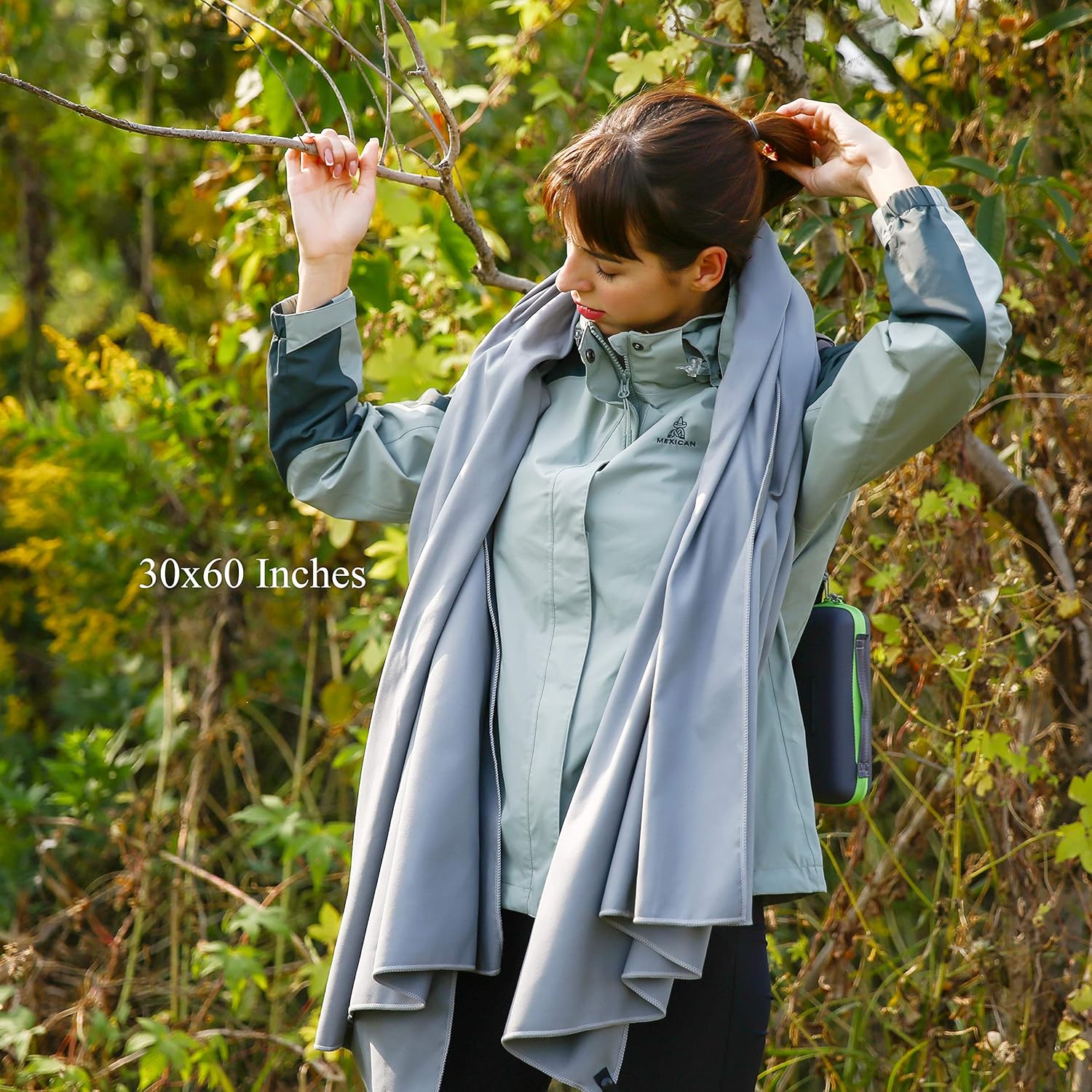 Rainleaf Microfiber Towel Perfect Travel & Sports &Beach Towel. Fast Drying - Super Absorbent - Ultra Compact. Suitable for Camping, Backpacking, Gym, Beach, Swimming, Yoga : Sports & Outdoors