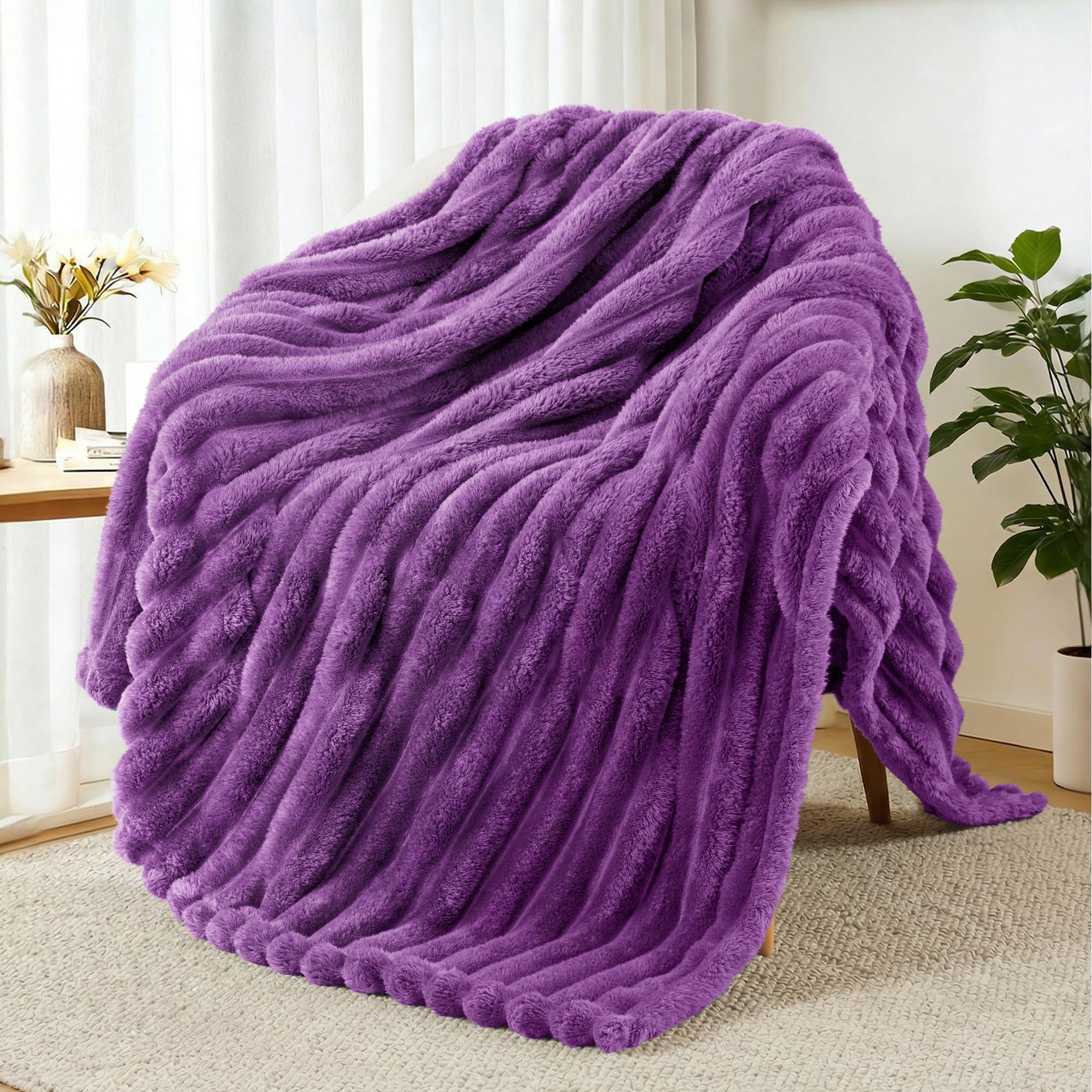Exclusivo Mezcla Fleece Throw Blanket for Sofa, Super Soft Striped Jacquard Bed Blanket, Lightweight Fuzzy Cozy for All Seasons, 127x152 CM, Purple