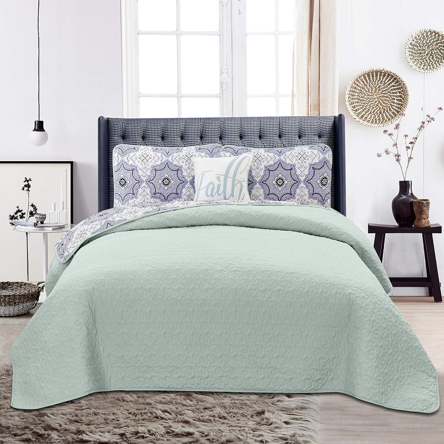 Hannah Linen Queen Size Quilt 4 Piece Down Alternative Design Bedding Set with Shams and Decorative Pillow - Plush Microfiber Fill - Reversible Quilt Coverlet Bedspread Set (Queen, Navy Blush Greyson)