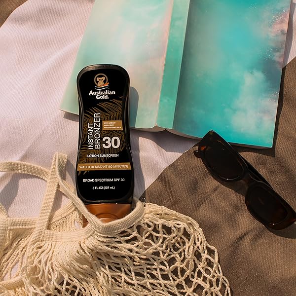 AUSTRALIAN GOLD SUNSCREEN LOTION WITH INSTANT BRONZER, BROAD SPECTRUM, WATER RESISTANT, NON-GREASY, OXYBENZONE FREE, CRUELTY FREE, SPF 30, COCONUT, 8 FL OZ (A70902)