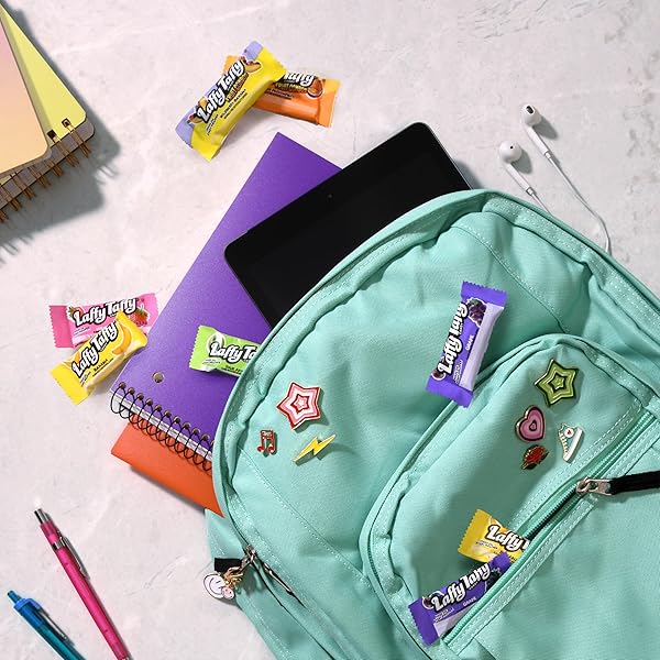 LAFFY TAFFY ASSORTED MINI BARS, CHEWY CANDY IN A VARIETY OF FRUITY FLAVORS, 135 PIECES, 45.9 OZ