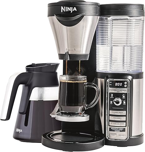 Amazon Com Ninja Coffee Maker For Hot Iced Frozen Coffee With 4 Brew Sizes Programmable Auto Iq Milk Frother 43oz Glass Carafe And Tumbler Cf080z Kitchen Dining