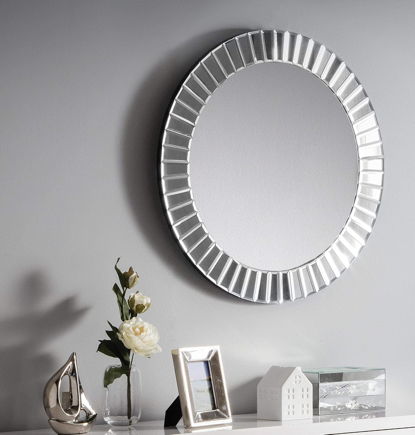 Julian Bowen Sonata Round Wall Mirror, Glass,Height: 60, Width: 60, Depth: 2cm, Bevelled Glass, 23.6L x 0.8W cm - Image 3