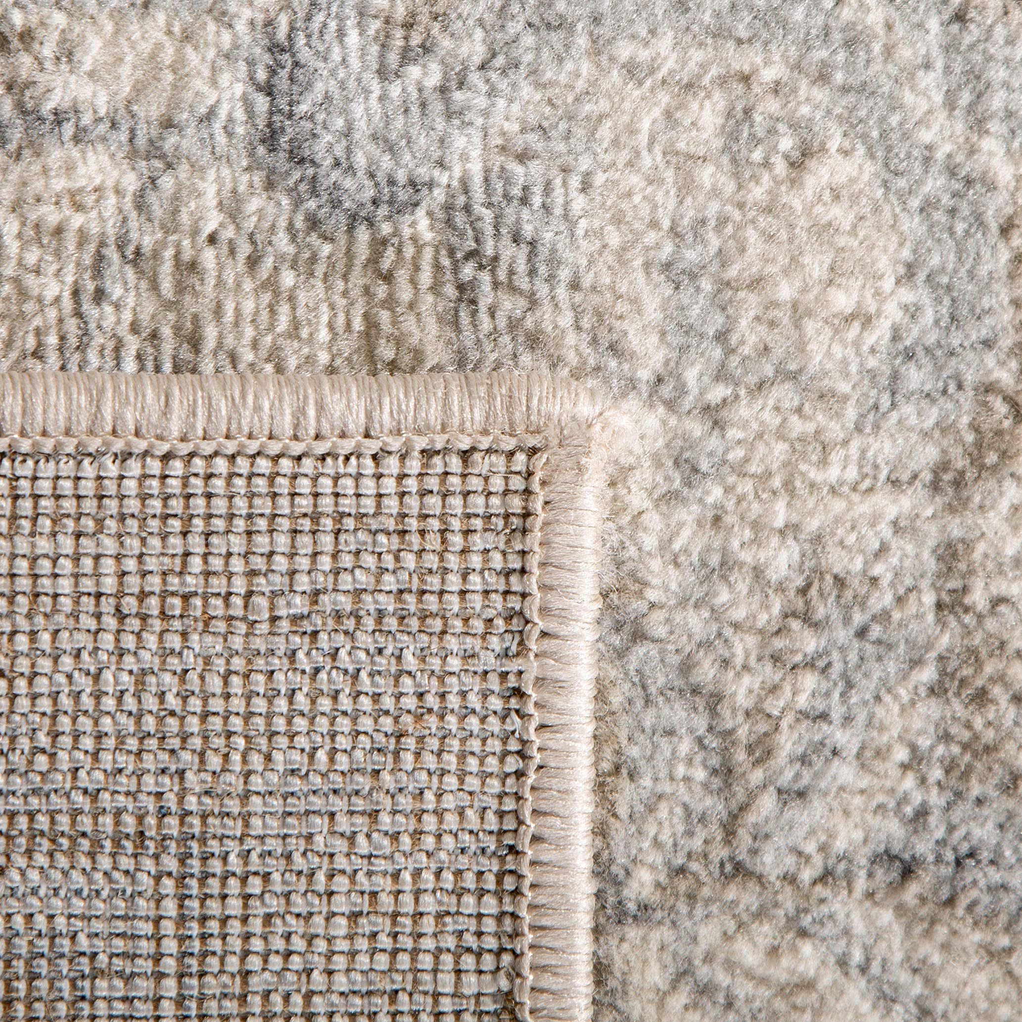 Safavieh Ella Traditional Area Rug, Woven Polypropylene Carpet in Cream/Grey, 90 X 150 cm